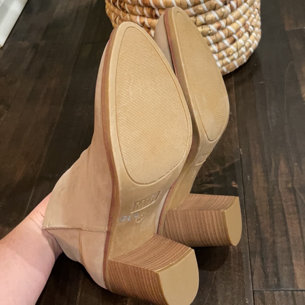 MIA Heel Boot - Picture 5 of 5